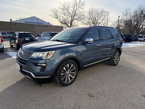 Used 2019 Ford Explorer Platinum image 1