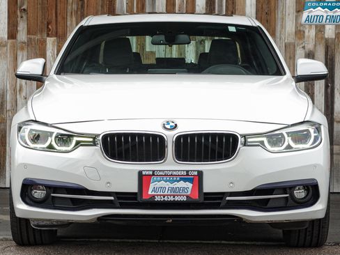 Used 2018 BMW 330i xDrive Sedan AWD/4WD image 6