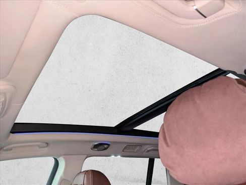 New 2026 Mercedes-Benz Maybach GLS 600 4MATIC image 17