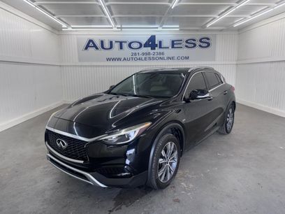 Used 2017 INFINITI QX30 Premium