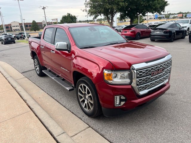 Used 2022 GMC Canyon Denali RWD image 5