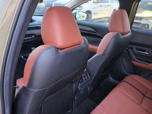 Used 2025 MAZDA CX-50 Meridian Edition w/ Apex Package AWD/4WD image 17