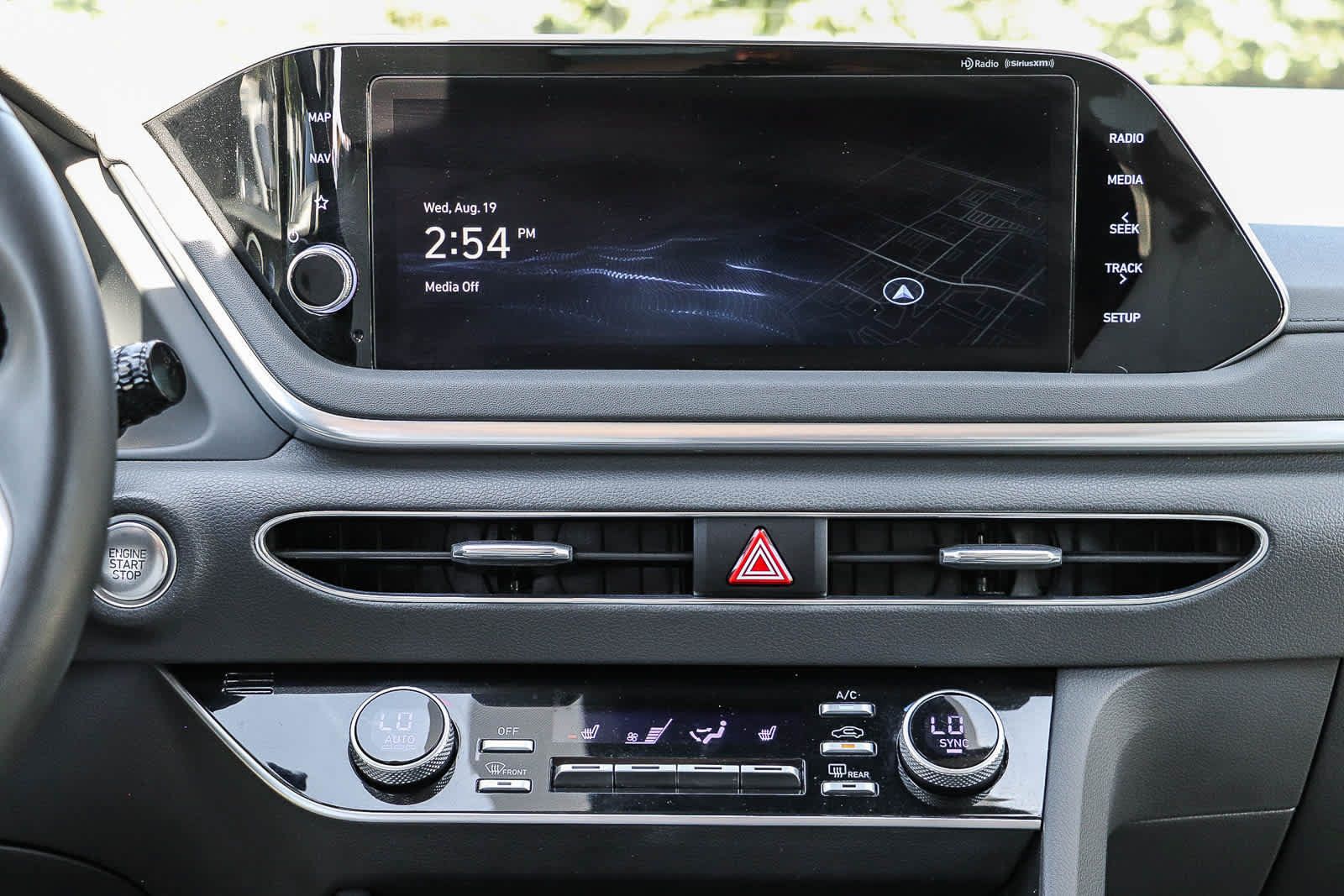 Used 2023 Hyundai Sonata SEL w/ Convenience Package FWD image 13