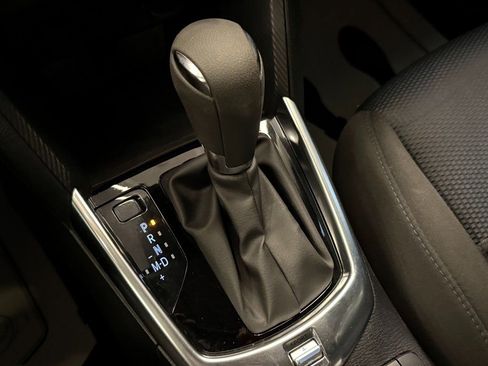 Used 2019 Toyota Yaris LE image 16