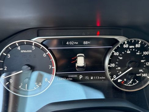 Used 2024 Nissan Rogue SV image 15