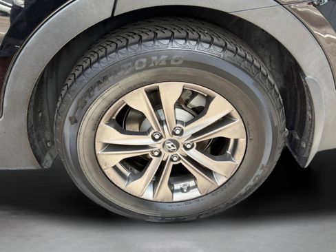 Used 2013 Hyundai Santa Fe Sport AWD/4WD image 34