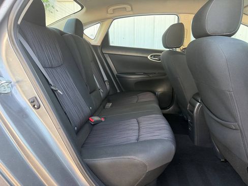 Used 2019 Nissan Sentra SV FWD image 15
