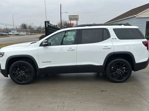 Used 2023 GMC Acadia SLE w/ Driver Convenience Package FWD image 8