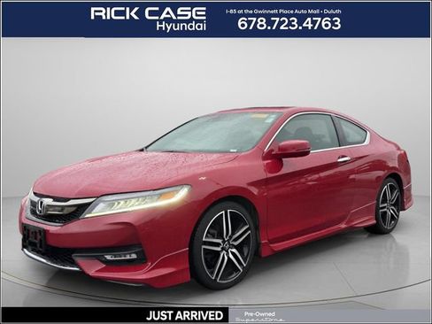 Used 2016 Honda Accord Touring image 1