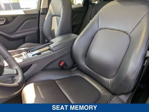 Used 2020 Jaguar F-PACE Premium AWD/4WD image 21