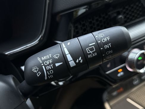 Used 2024 Honda CR-V EX-L image 21