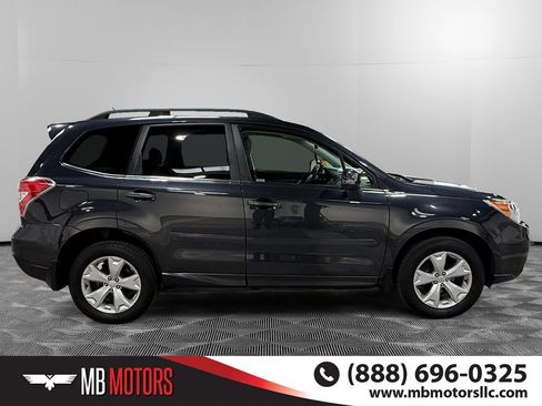 Used 2014 Subaru Forester 2.5i Touring AWD/4WD image 2