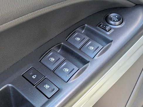 Used 2022 Chevrolet Colorado ZR2 AWD/4WD image 17