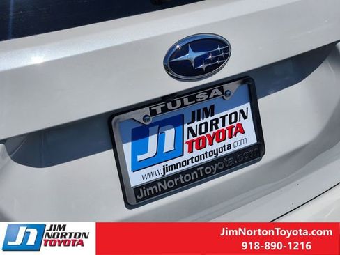Used 2023 Subaru Forester Premium AWD/4WD image 12