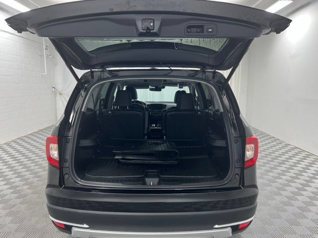 Used 2020 Honda Pilot Touring image 8