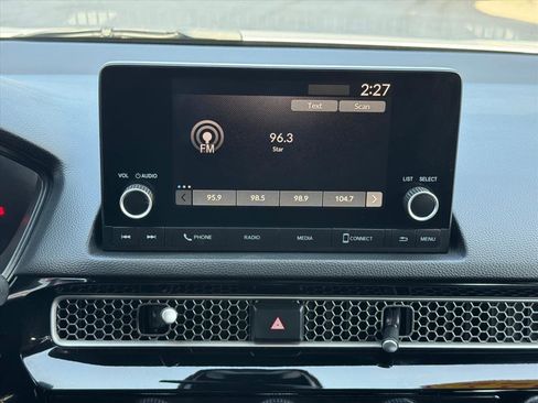 Used 2022 Honda Civic Sport image 9