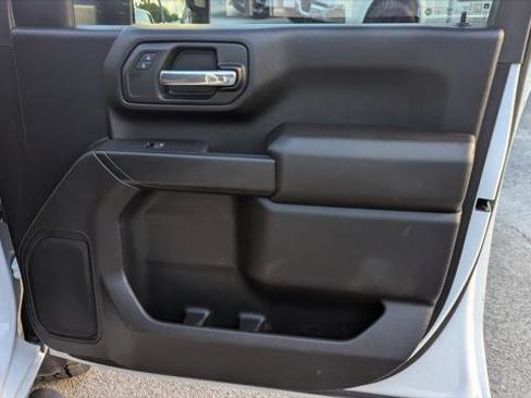 Used 2023 Chevrolet Silverado 2500 Custom w/ Custom Convenience Package image 23