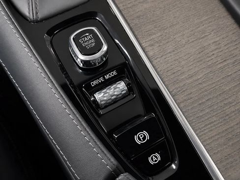 Used 2021 Volvo XC90 T6 Inscription w/ Advanced Package AWD/4WD image 48