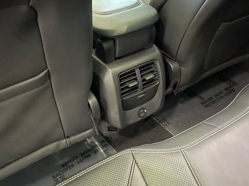 Used 2021 Ford Mustang Mach-E Premium image 33