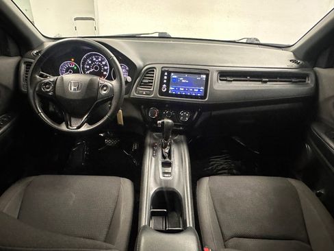 Used 2021 Honda HR-V Sport image 25