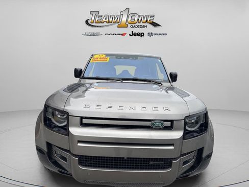 Used 2022 Land Rover Defender 110 X-Dynamic SE image 4