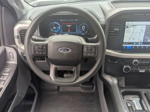 Used 2022 Ford F150 Lightning Pro image 23