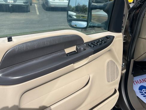 Used 2006 Ford F250 XL AWD/4WD image 11