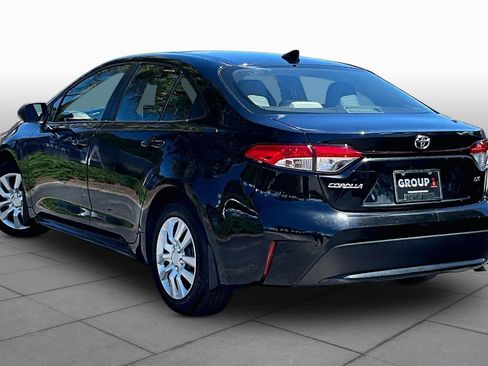 Used 2021 Toyota Corolla LE w/ Carpet Mat Package (TMS) FWD image 12