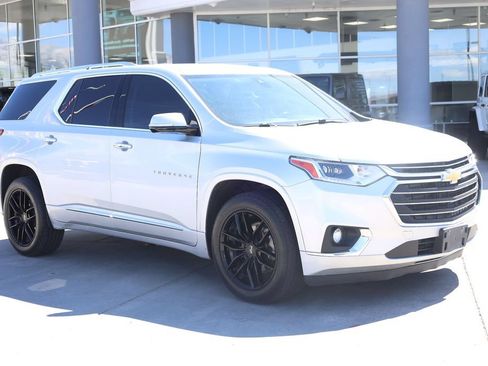 Used 2019 Chevrolet Traverse Premier AWD/4WD image 8