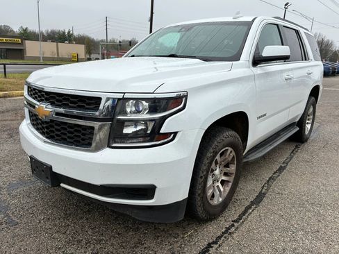 Used 2017 Chevrolet Tahoe LT image 2