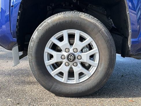 Used 2024 Toyota Tacoma SR5 RWD image 12