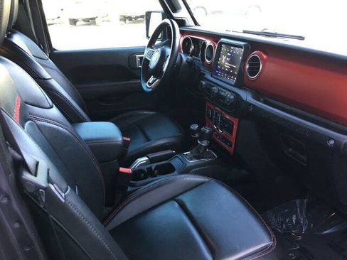 Used 2021 Jeep Wrangler Unlimited Rubicon AWD/4WD image 25