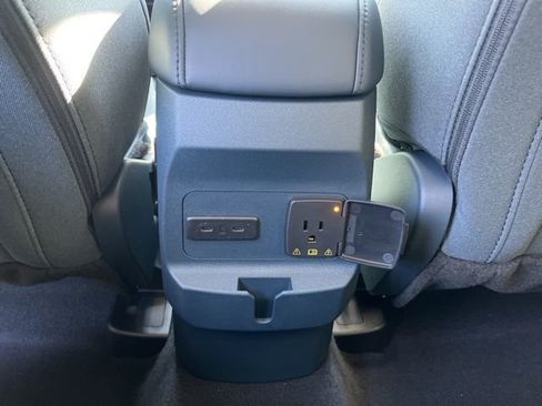 New 2025 Ford Maverick XLT w/ XLT Luxury Package image 23