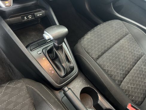 Used 2020 Kia Rio S image 17