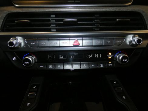 Used 2021 Kia Telluride SX image 18