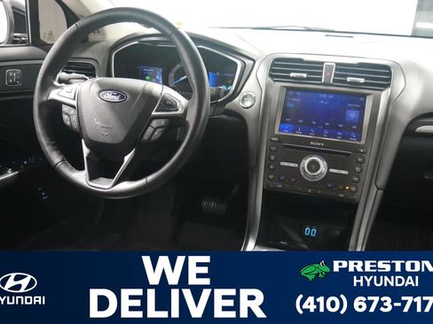 Used 2020 Ford Fusion Energi Titanium image 18