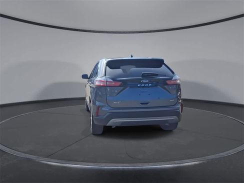 Used 2022 Ford Edge SEL w/ Convenience Package image 7