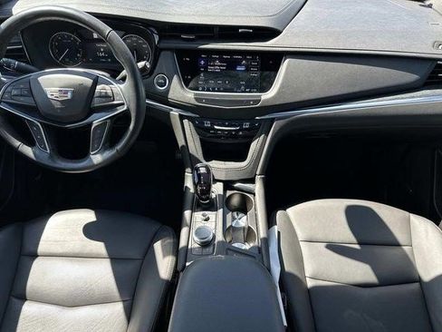 Certified 2023 Cadillac XT5 Premium Luxury AWD/4WD image 16