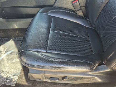 Used 2021 Ford Expedition XLT AWD/4WD image 12