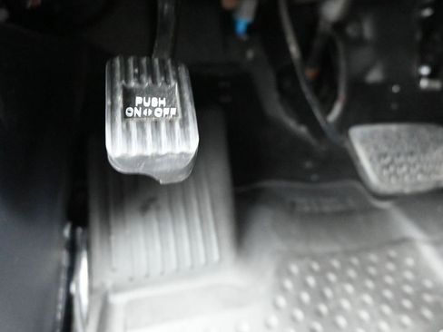 Used 2022 Toyota 4Runner Limited image 26