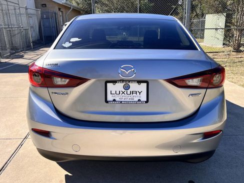 Used 2016 MAZDA MAZDA3 i Sport w/ Preferred Equipment Package image 8