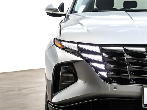 Used 2023 Hyundai Tucson Limited w/ Cargo Package image 15