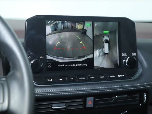 Certified 2021 Nissan Rogue Platinum image 34