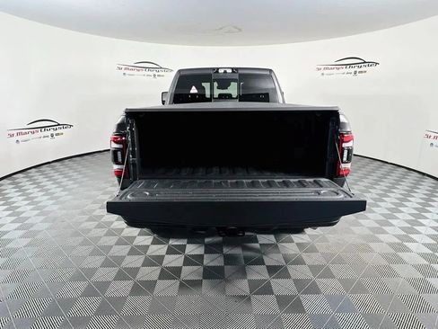 Used 2024 RAM 3500 Limited AWD/4WD image 28