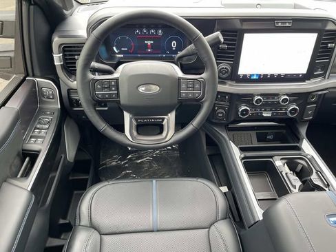 New 2026 Ford F450 Platinum w/ FX4 Off-Road Package image 13