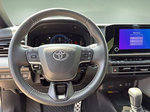 Used 2026 Toyota Camry SE FWD image 20