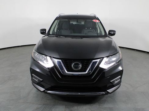 Used 2018 Nissan Rogue SV image 13