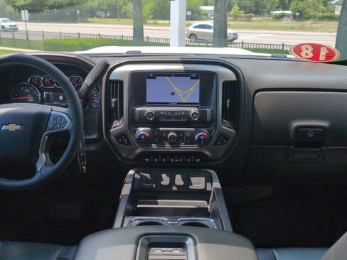 Used 2018 Chevrolet Silverado 3500 LTZ w/ Duramax Plus Package AWD/4WD image 29