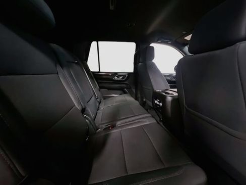 Used 2021 GMC Yukon SLE RWD image 27