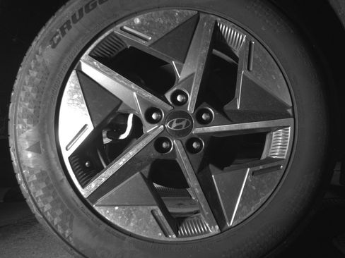 Used 2025 Hyundai Tucson SEL image 14